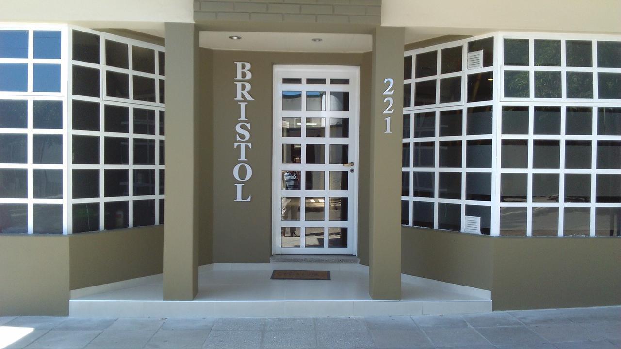 Hotel Bristol Paraná Zewnętrze zdjęcie